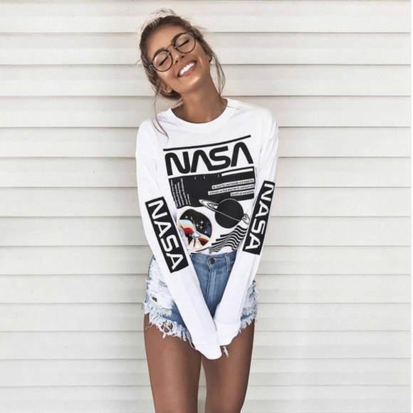 Sweaters - New! Women's NASA Logo Long Sleeve Sweater